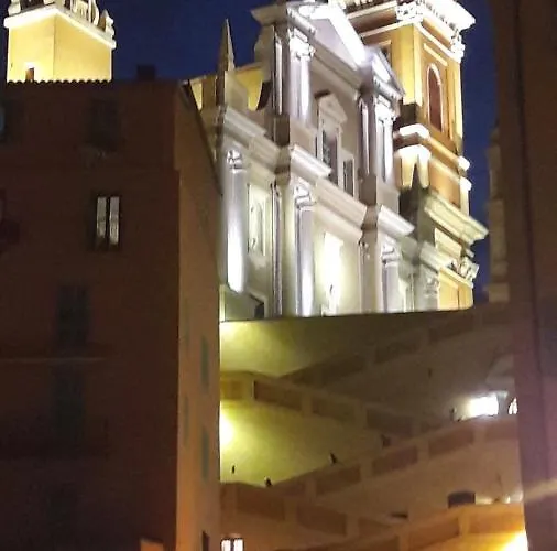 Splendide Front De * マントン